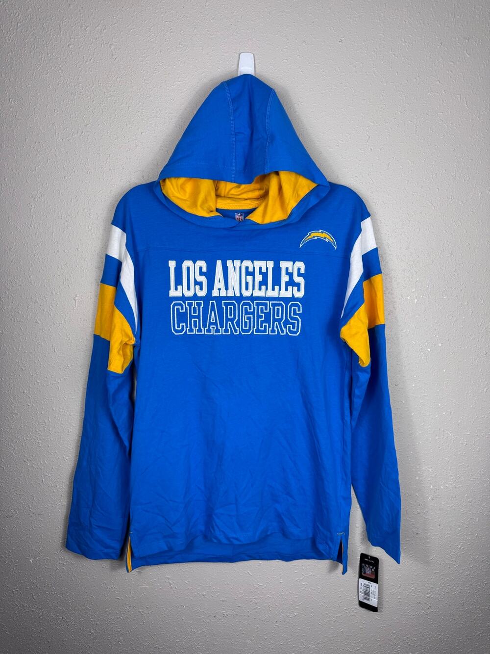 NWT NFL Los Angeles Chargers Hooded LongSleeve Youth Size XL 18/20